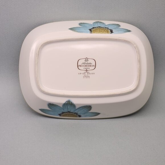 Noritake Up-Sa Daisy (9001) - Rectangular Serving bowl - Picture 6 of 6